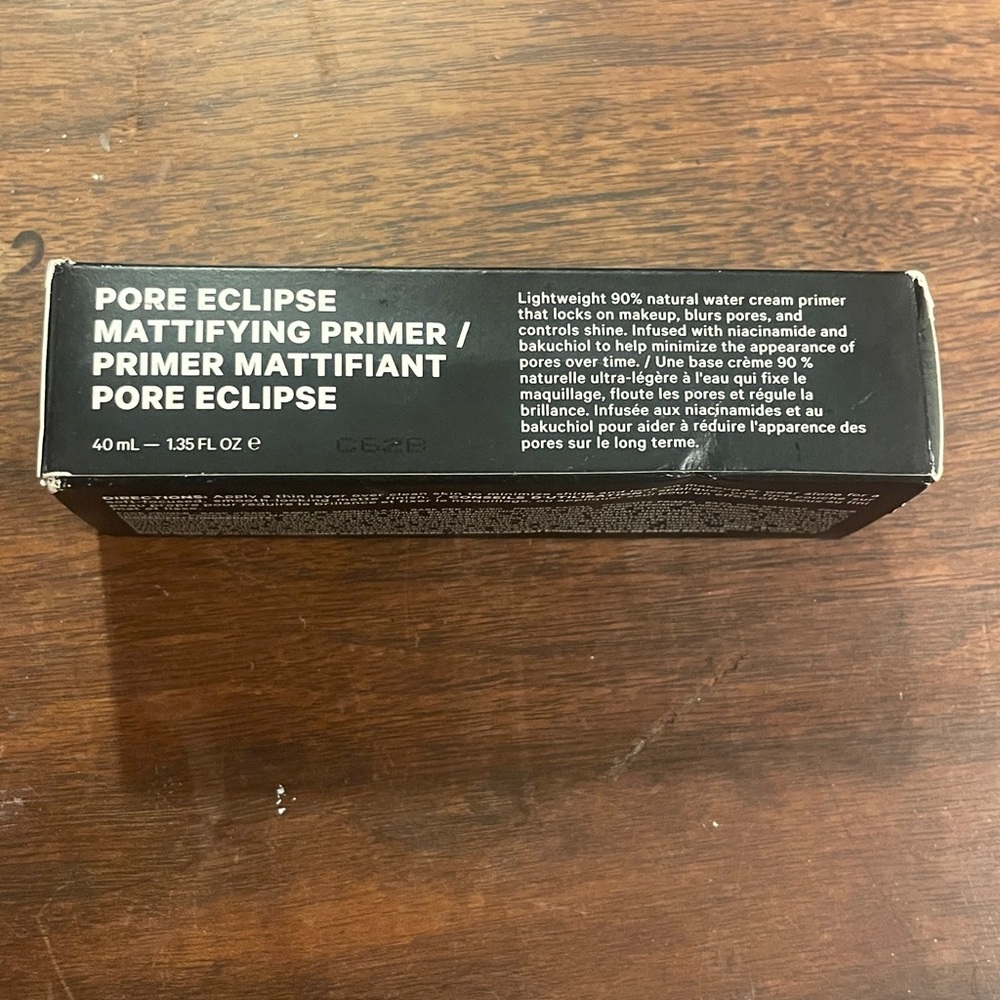 Milk Makeup - Pore Eclipse Mattifying Primer